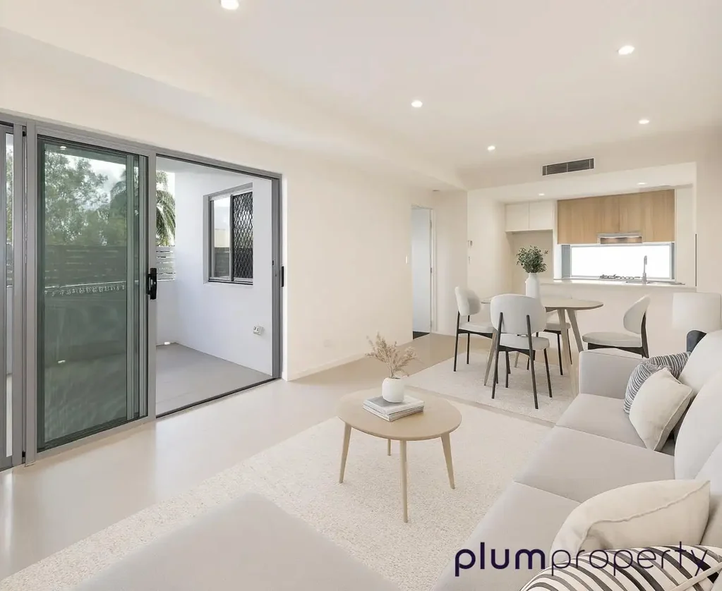 Executive apartment in great location!
