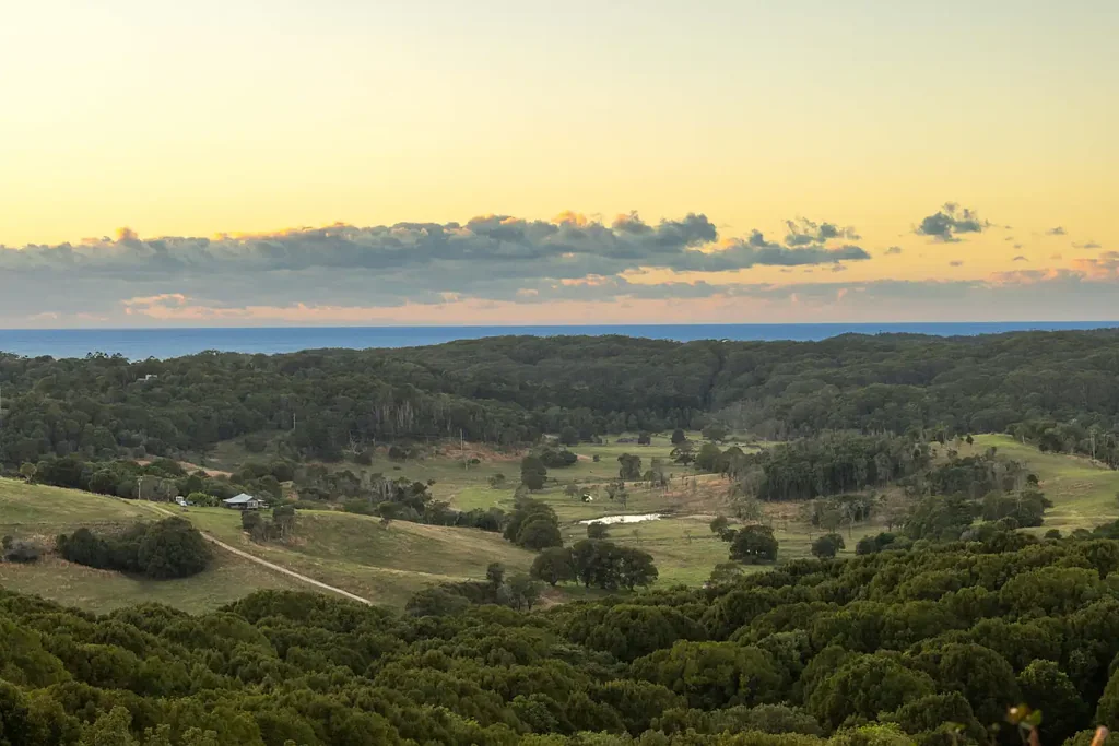 Coopers Shoot 2غرفة نوم Once-in-a-Generation Hinterland Opportunity – Private, Beautiful 4 hectare Paradise with Ocean Views and Lucrative Potential