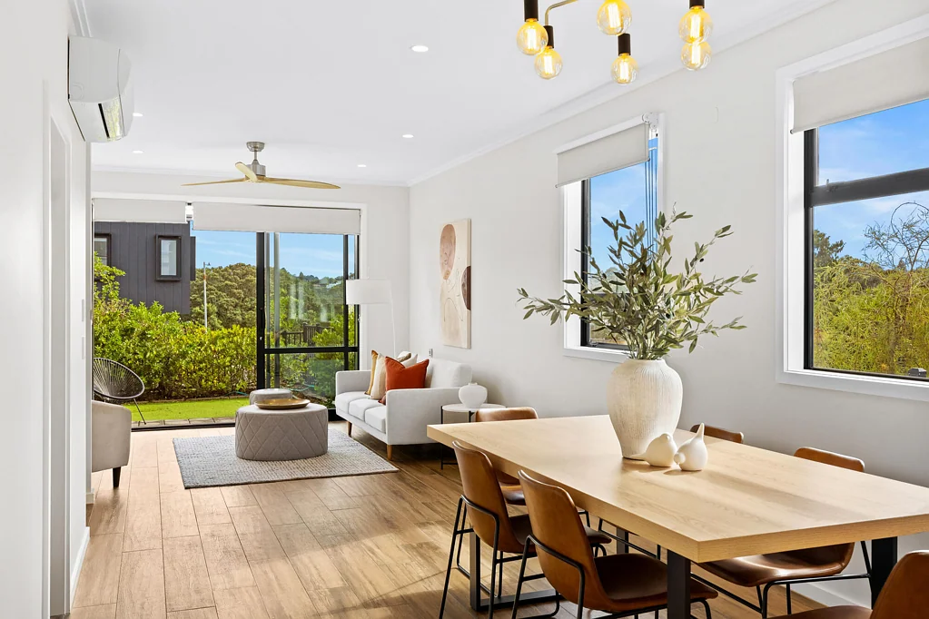 Hobsonville 3Habitaciones Classic Builders – light-filled and sea views