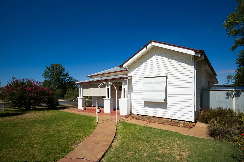 Comfortable Partially Furnished Family Home