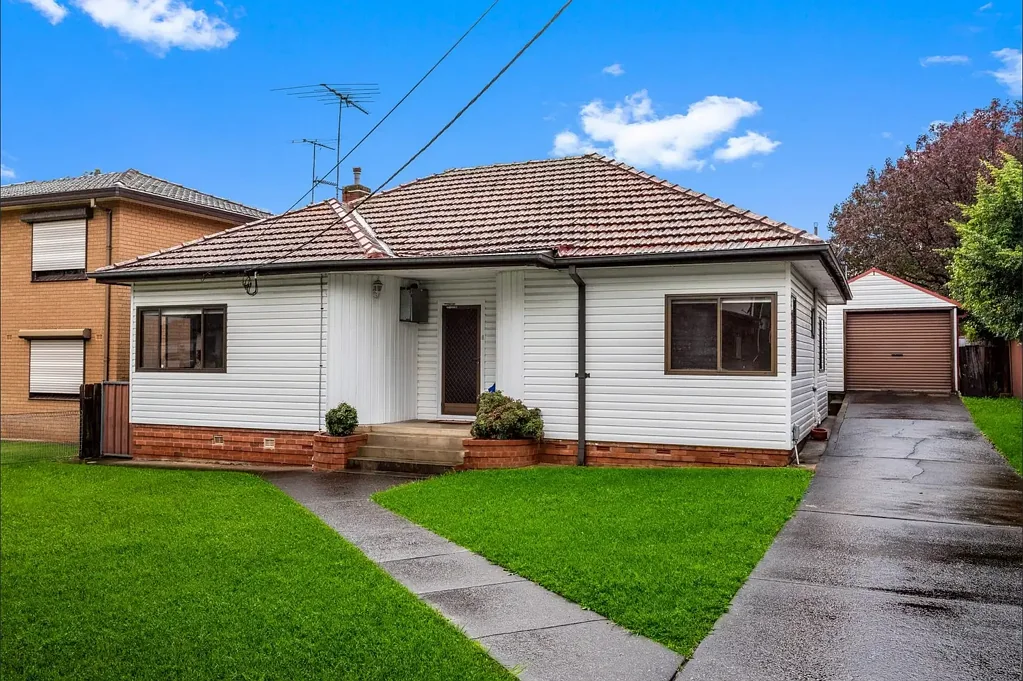 Spacious 3-Bedroom Home with Huge Backyard