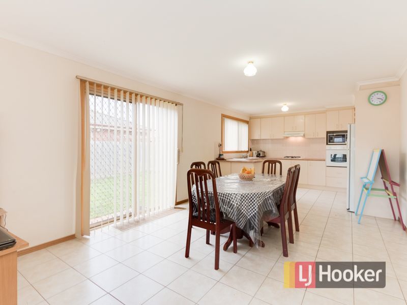 5 ROSSI CL, PAKENHAM VIC 3810, 0房, 0浴, House