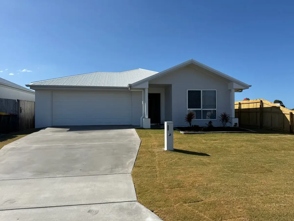 Brand New Stunning Hotondo-built Home in Blacks Beach