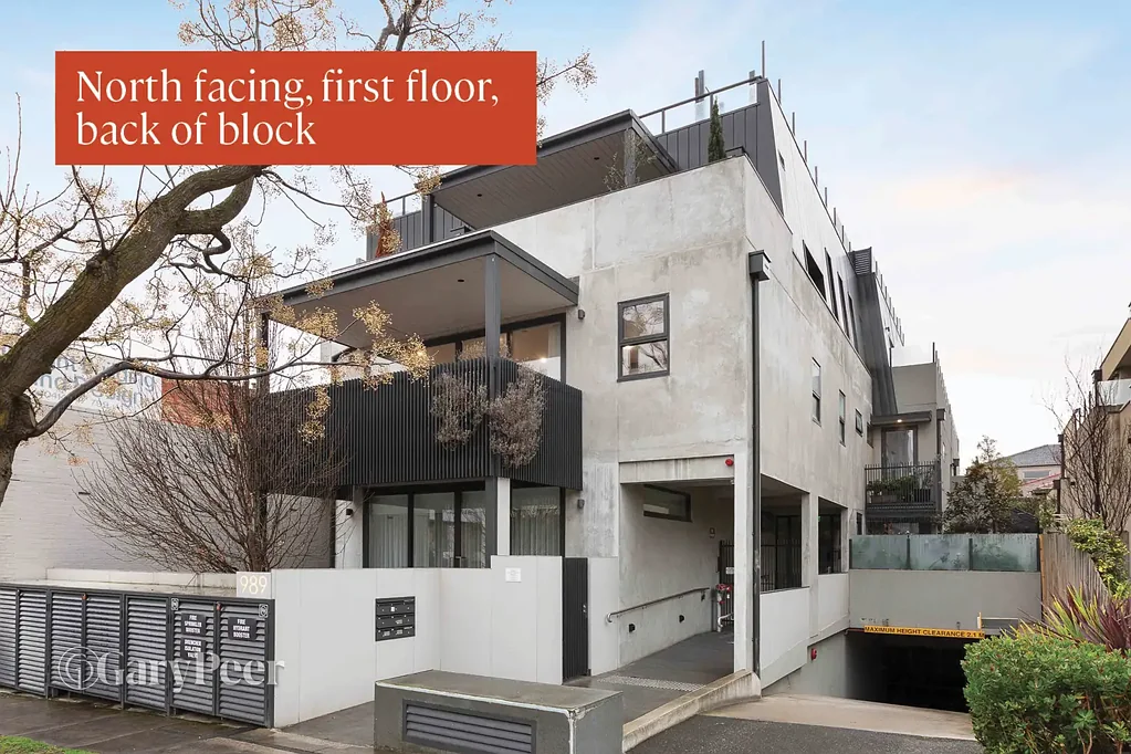 Caulfield 3 Slaapkamer Spacious, stylish & perfectly positioned in Caulfield