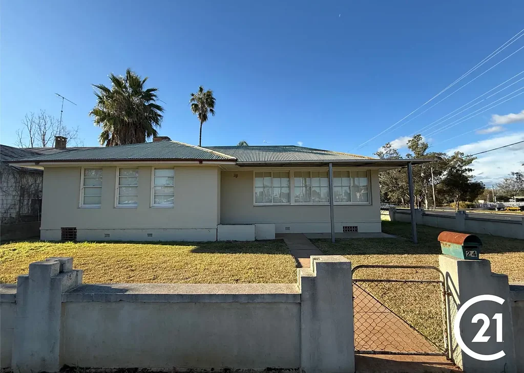 Forbes 2 Bedroom Century21 Central West Parkes and Forbes - 6852 3793