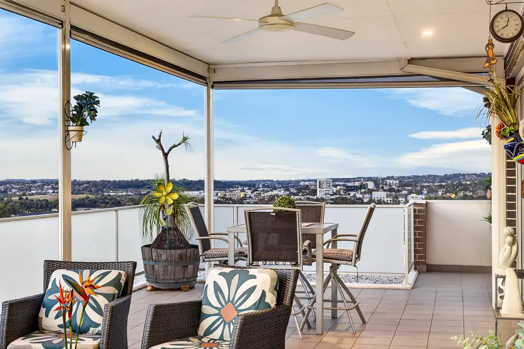 Campbelltown 3कमरा Spacious 3 bedroom Penthouse with Stunning Views