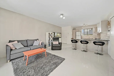 1/112 Macfarland Crescent, Pearce, ACT 2607, 2 rūma, 1 rūma horoi, Apartment