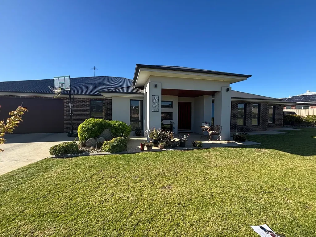8 Henrys Run Drive, Mildura, VIC 3500