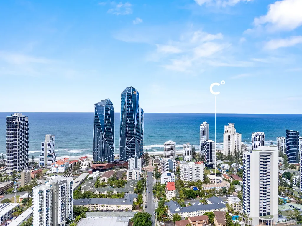 Surfers Paradise 3Moenga North-East Facing Oversized 3 Bedroom Apartment