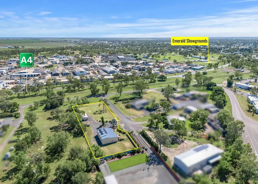 2 Geddes Lane, Emerald, QLD 4720