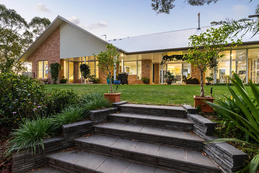 44 Stevens Road, Cabarlah, QLD 4352