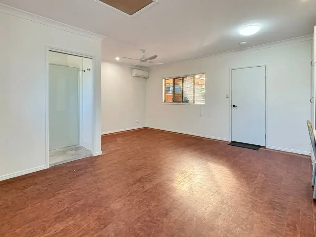 Modern Studio Style Unit with Pool Access – Bribie Pines Estate, Ningi