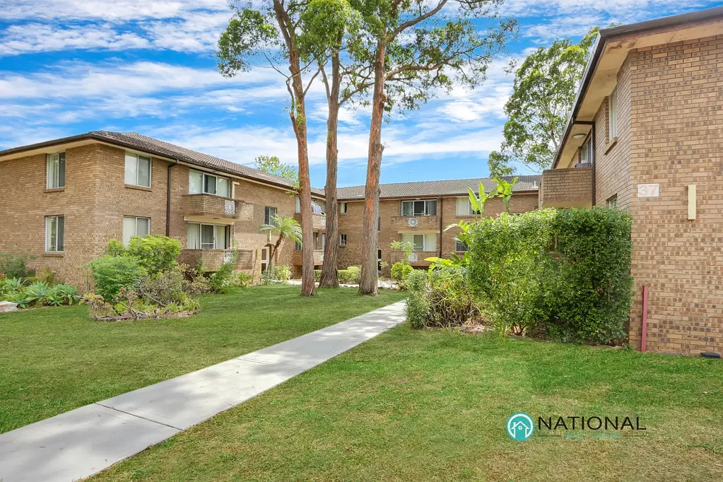 Well-Presented 2-Bedroom Unit in Peaceful Street