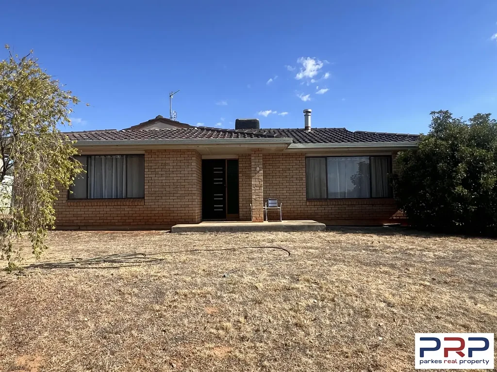 8 Hillcrest Avenue, Parkes, NSW 2870