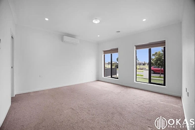 ਰਹਿਣ ਵਾਲਾ ਕਮਰਾ - 28 Leo Avenue, Tarneit, VIC 3029