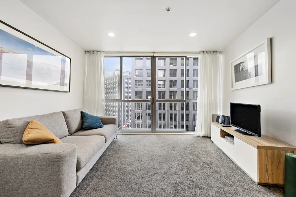 Wellington Central 1 Bedroom JUST LIKE NEW!