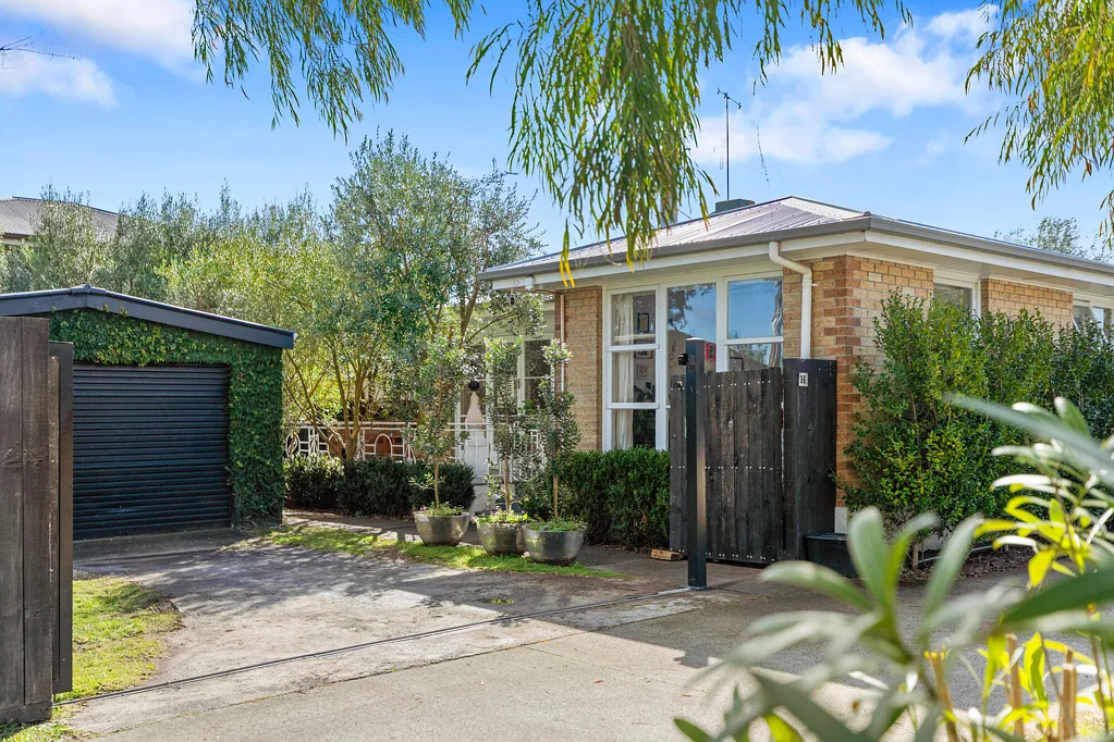 Mount Maunganui 3 Bedroom Character, Charm & Business Potential