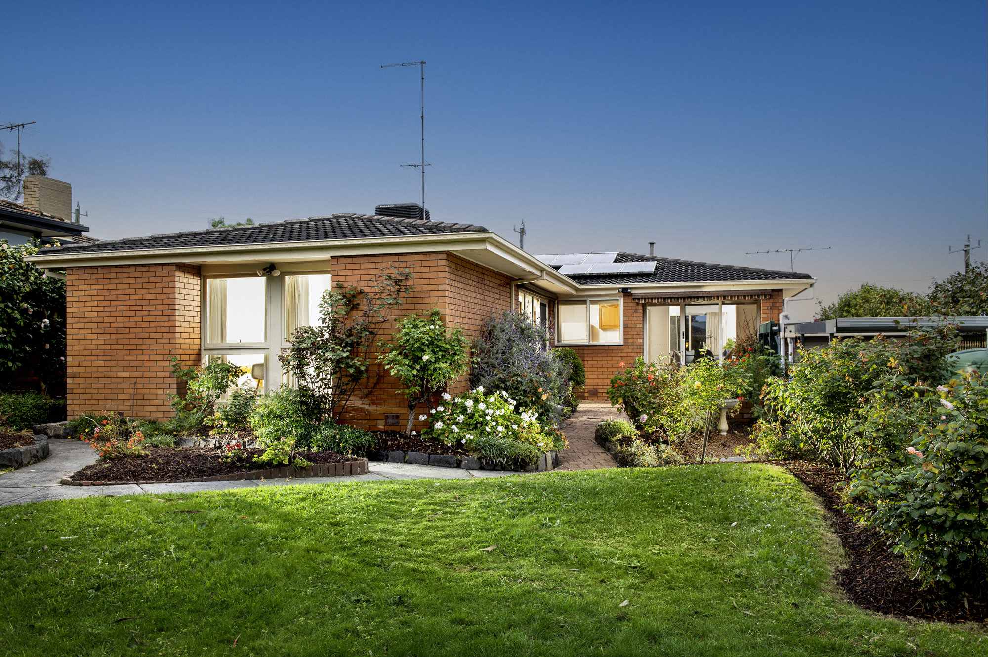 15 GREVILLEA RD, DONCASTER EAST VIC 3109, 0部屋, 0バスルーム, House