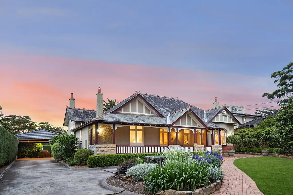 Beecroft 5Kwarto Coveted c1915 family estate amidst elaborate gardens