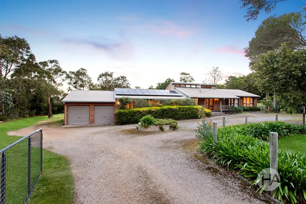 12 Bayvista Rise, Somerville, VIC 3912