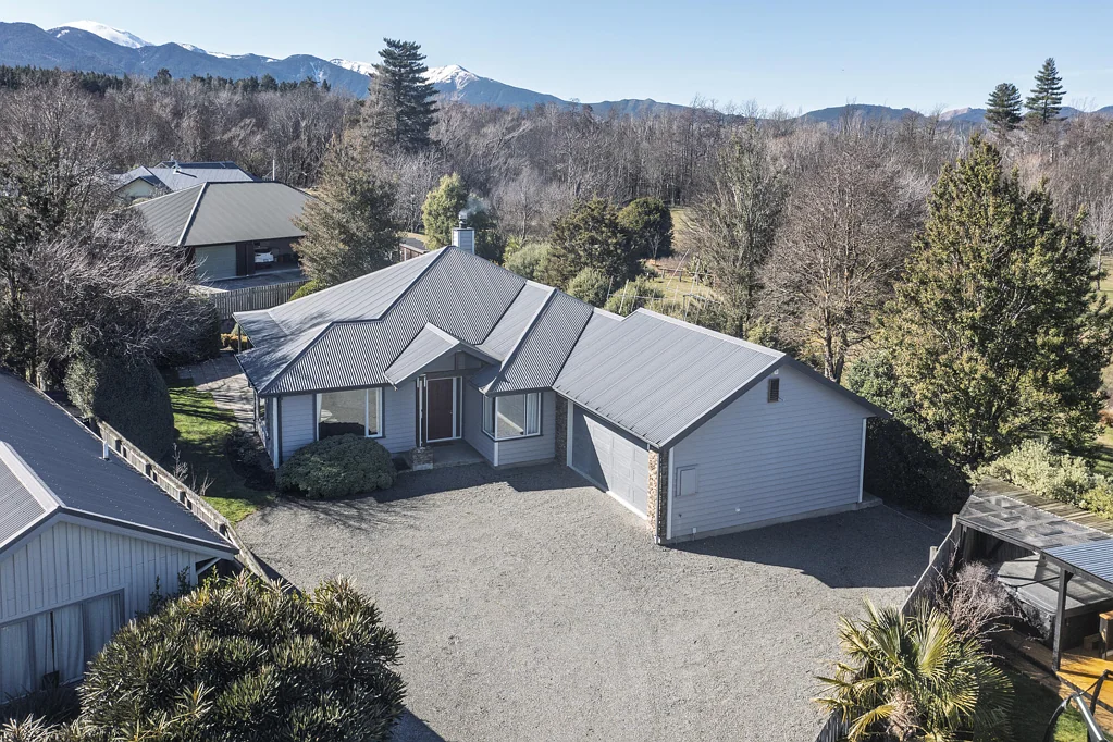 Hanmer Springs 4 Slaapkamer A Hidden Gem Bordering Tarndale Reserve