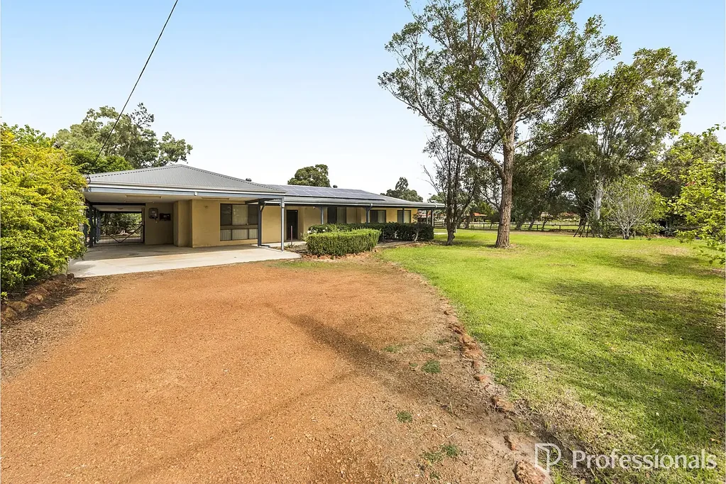 123 Wungong Road, Wungong, WA 6112