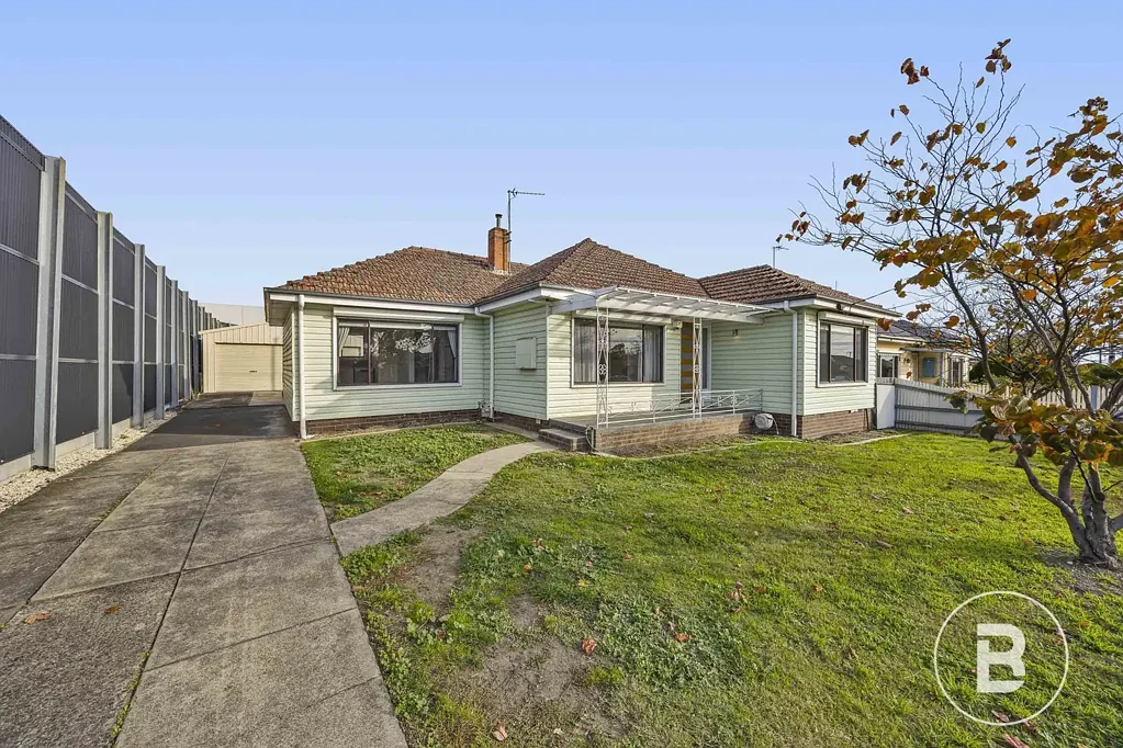 RECENTLY UPDATED THREE BEDROOM LIVING IN PERFECT LOCATION