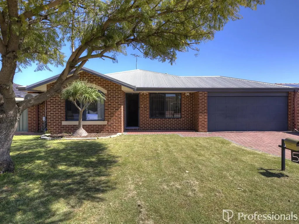 Forrestfield 4 Slaapkamer Absolute Ripper!!