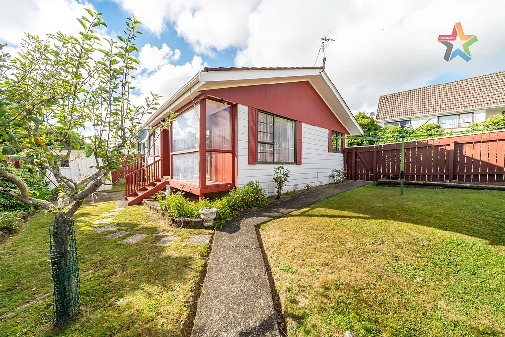 Whitby 2房  PERFECT 1ST HOME - AFFORDABLE & FULL OF POTENTIAL!