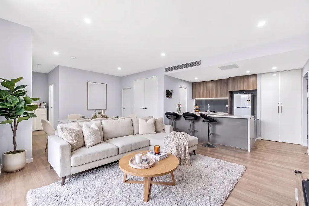 Schofields 3Kwarto Sun-Drenched, Top Level and Spacious apartment within walking distance to Schofields Train Station!