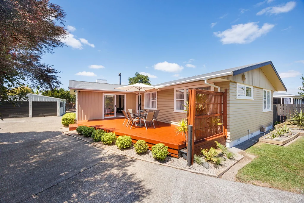 14 Motuoapa Place, Kelvin Grove, Manawatu-Wanganui