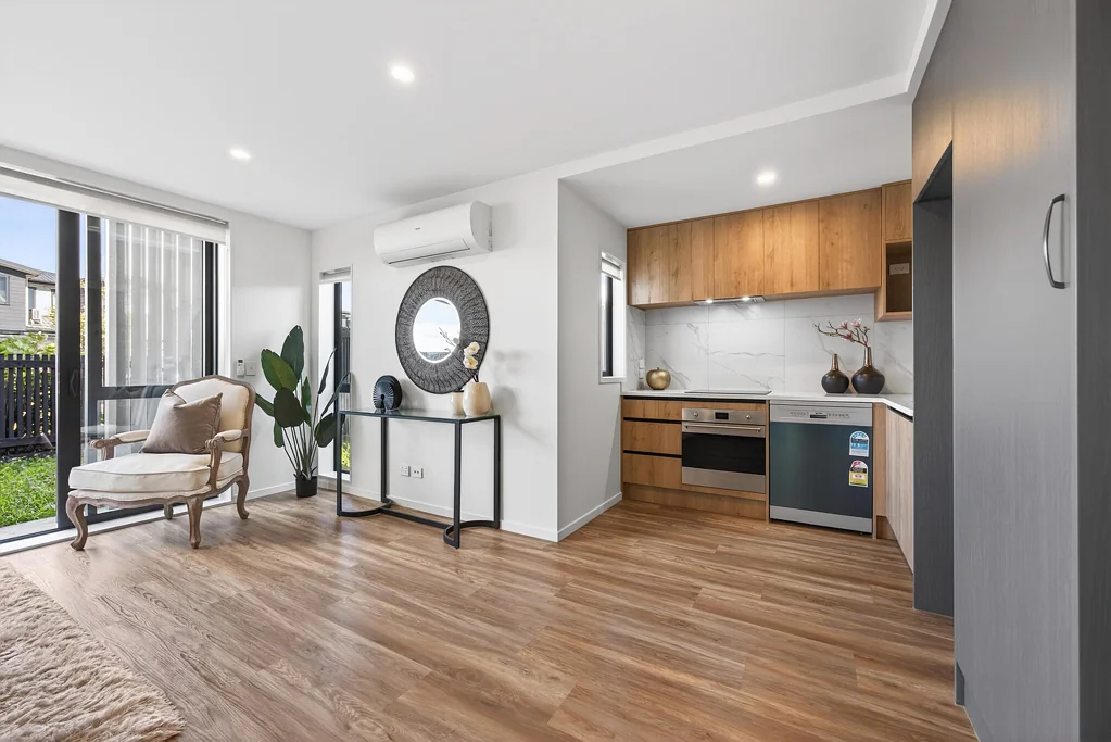 Flat Bush 3房  Priced to Sell - Last 2 Units