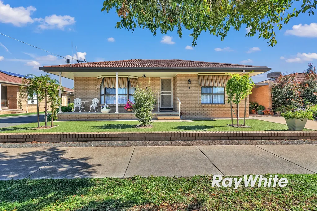 2/23 Mackay Street, Rochester, VIC 3561