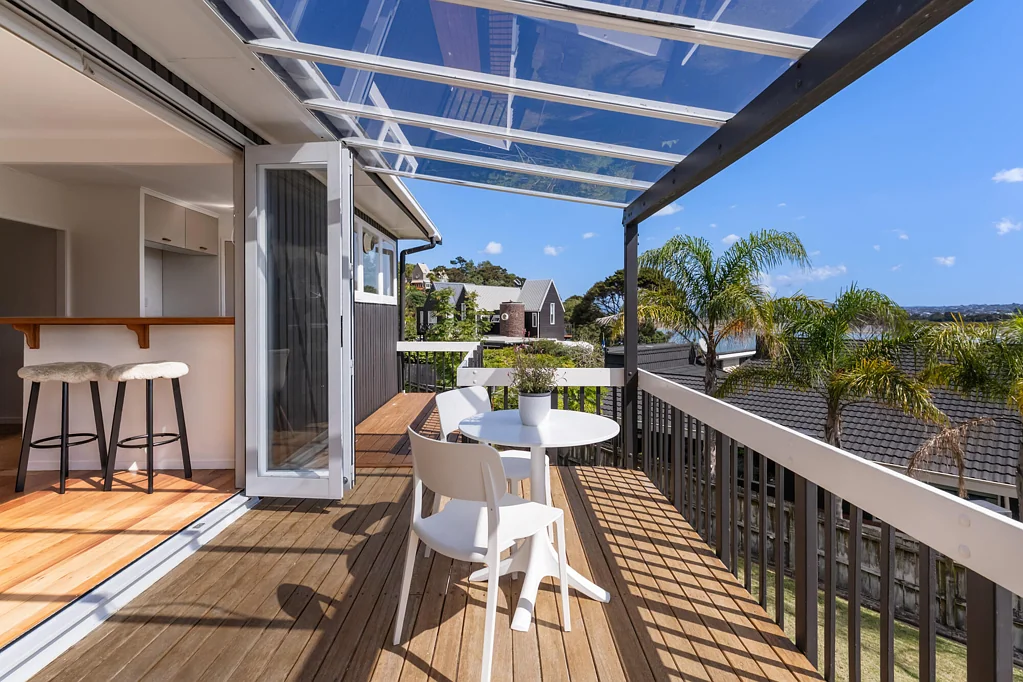 9 Amelia Place, Beach Haven, North Shore City, Auckland