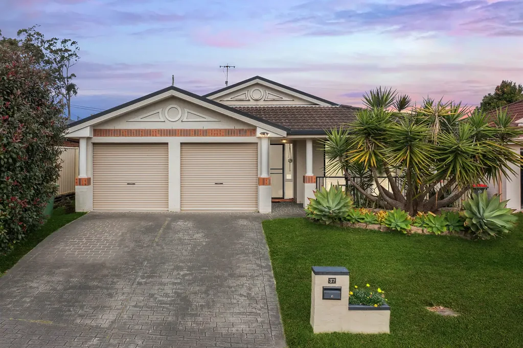 37 Wongala Avenue, Blue Haven, NSW 2262