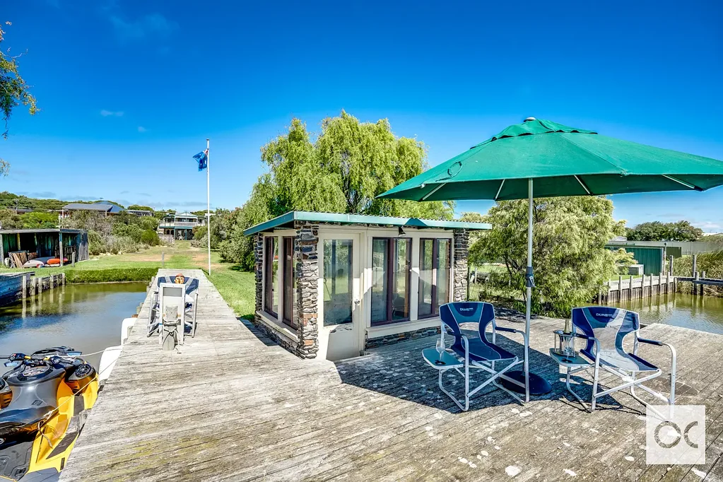 Hindmarsh Island 4ห้องนอน Waterfront retreat 'The Summer Palace'