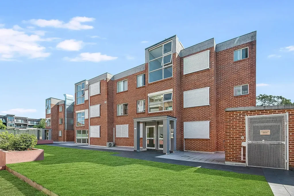 Guildford 2ਬੈੱਡਰੂਮ Gorgeous 2 Bedroom Apartment with Study, Ensuite & Modern Gas Kitchen