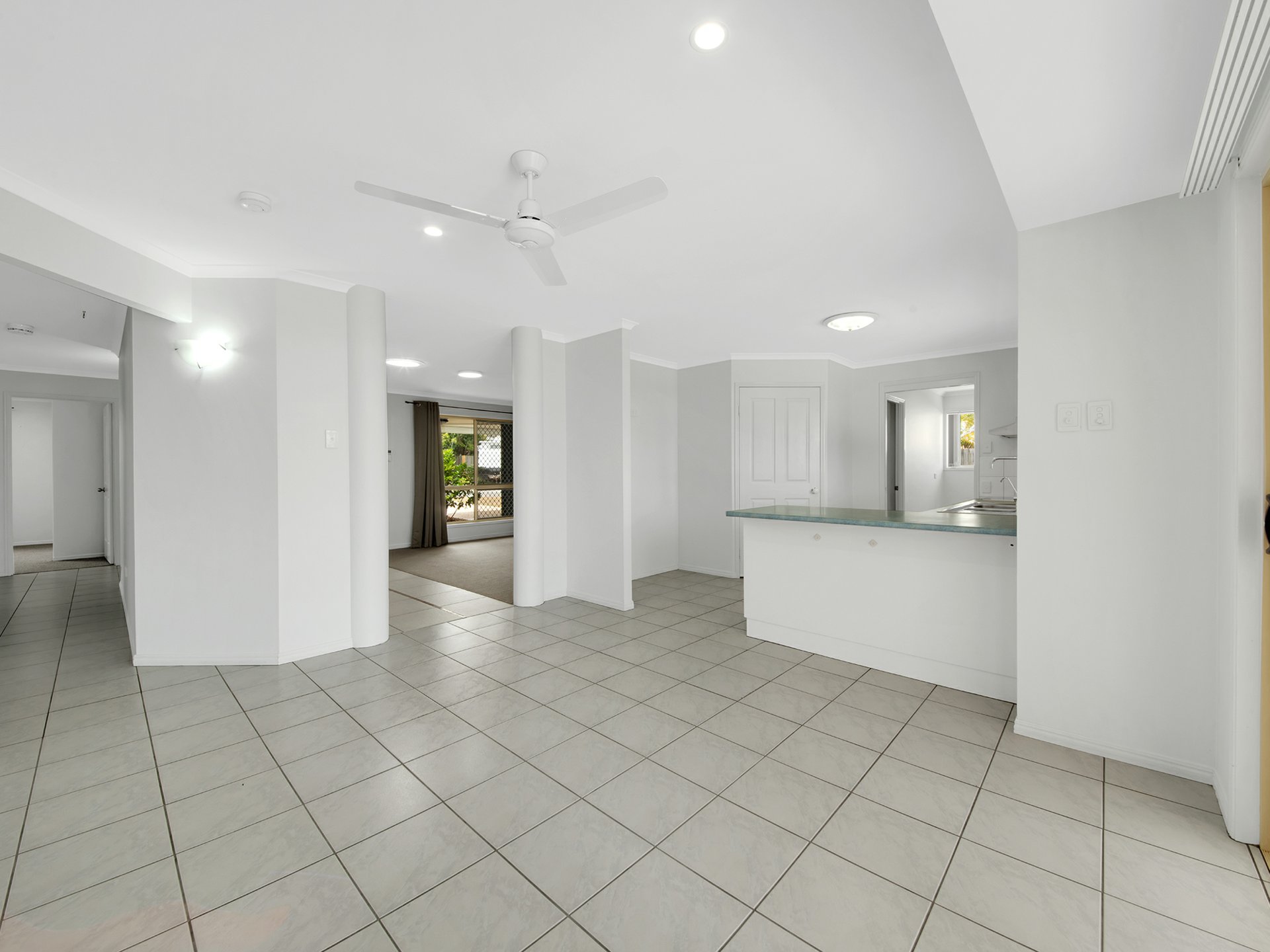 4 WERITE CT, BOYNE ISLAND QLD 4680, 0 غرف, 0 حمامات, House