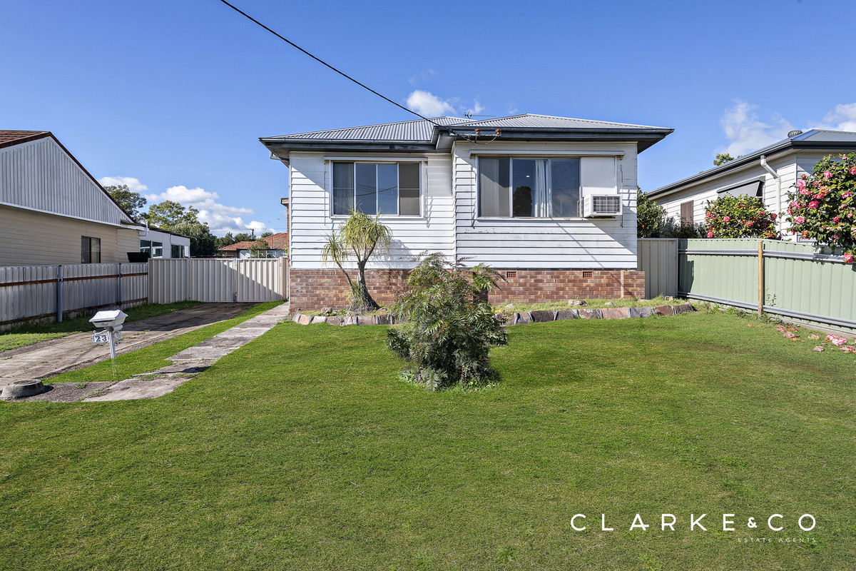 23 VINDIN ST, RUTHERFORD NSW 2320, 0 chambres, 0 salles de bain, House