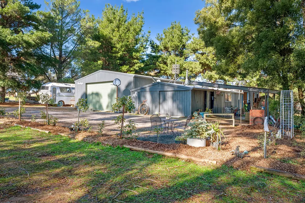 Strathbogie Tree-Change Opportunity – 10 Acres with Sheds, Bore and Power Connected.