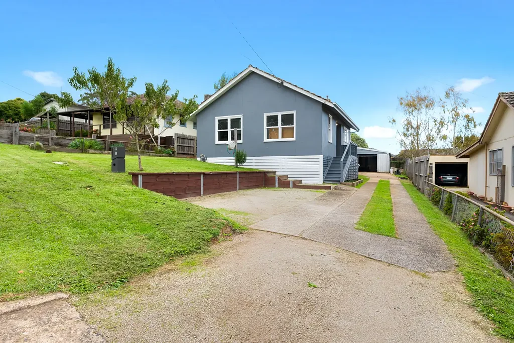 9 Bertram Street, Drouin, VIC 3818