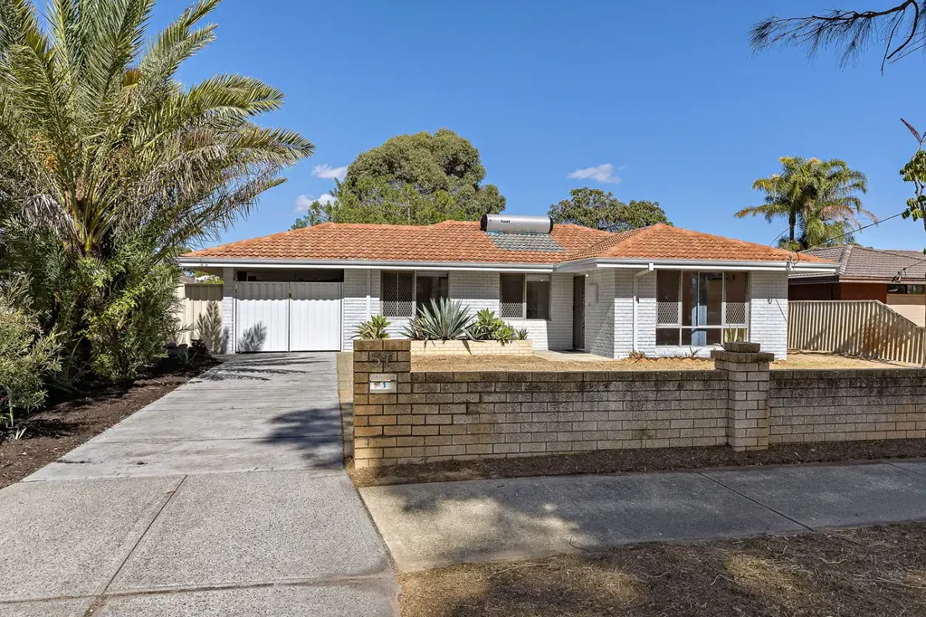 51 Calume Street, Hillman, WA 6168