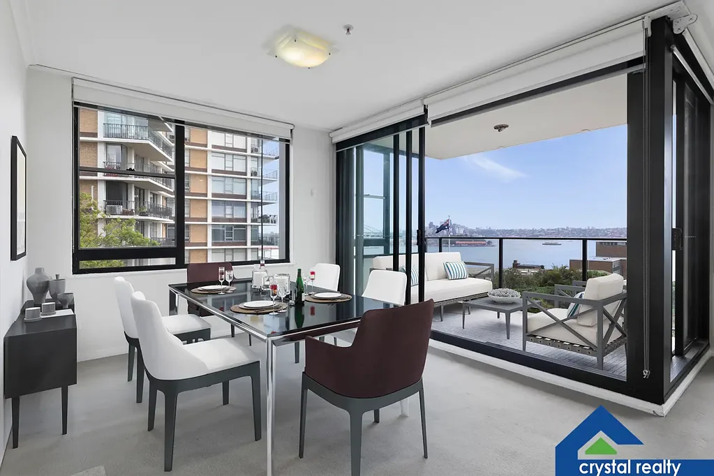 HIDDEN GEM IN THE HEART OF DARLING POINT!