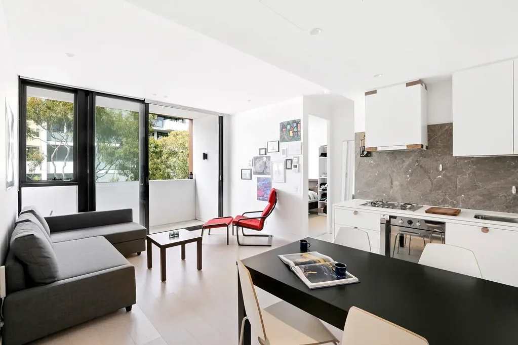 402F/72 Macdonald Street, Erskineville, NSW 2043