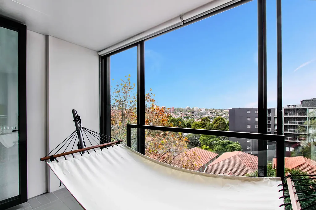 Water views from stunning apartment in Belvedere