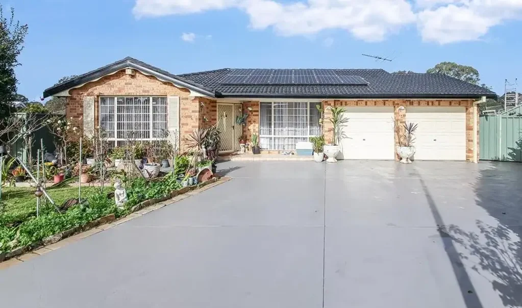 5 Magnolia Place, Macquarie Fields, NSW 2564