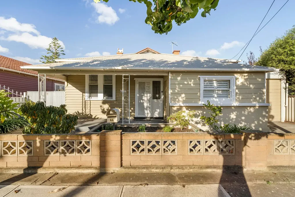 Ethelton 2 Bedroom Upgraded Character Home On Adelaide's Coveted Coastal Fringe