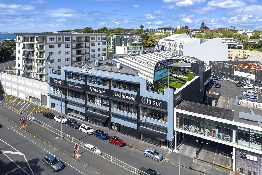 Parnell Top-Floor office space with spectacular amenities