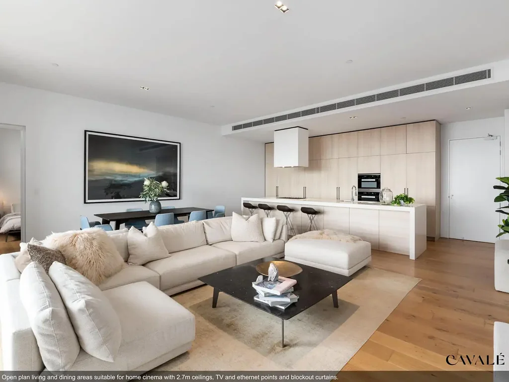 LUXURIOUSLY FURNISHED LUCENT PENTHOUSE WITH 3M HIGH CEILINGS
