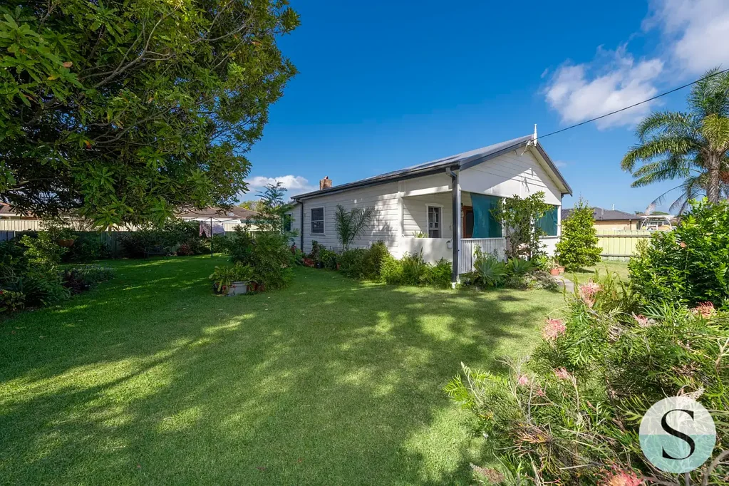Swansea 3房  Fabulous Level Block, Family & Retiree Friendly Home, Single Level Living, Easy Stroll to Cafes, Conveniences, Transport & The Lake Foreshore